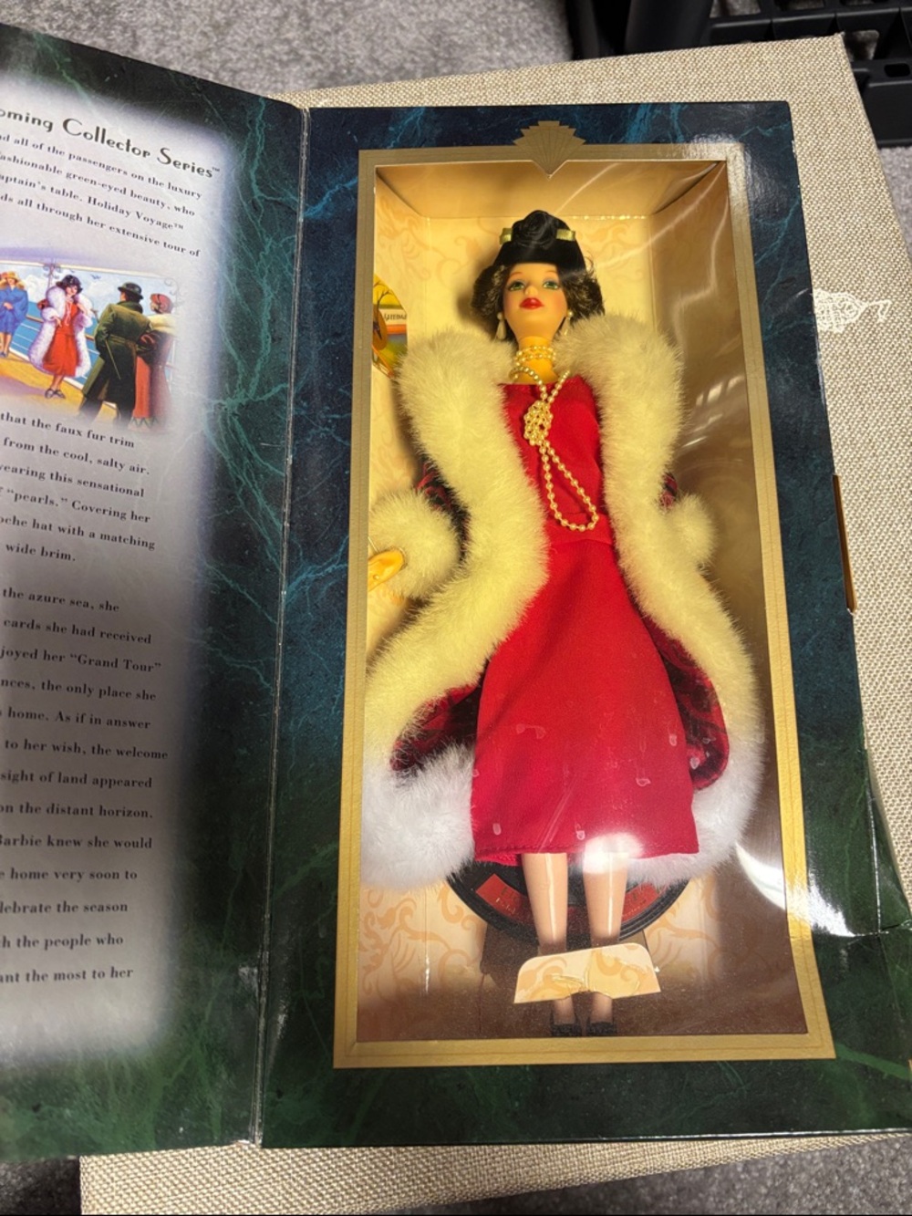 Hallmark holiday voyage Barbie 1997